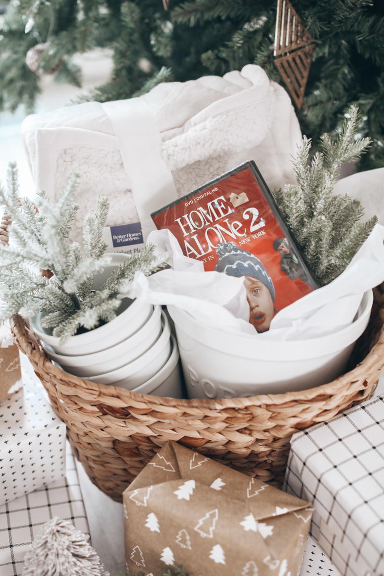 How To Fold Blankets in A Basket?